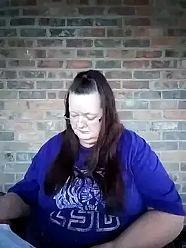 Bayou Woman68 online show from 23, 11, 2025