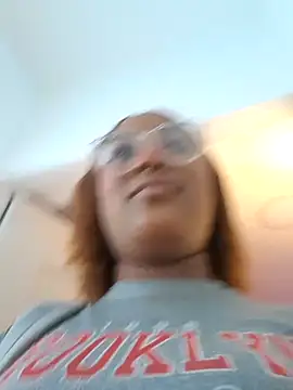 Adelehottman online show from 5, 1, 2026