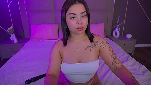 Snapshot of SusieWood chatting on 25, 10, 2025 SusieWood online show from 25, 10, 2025