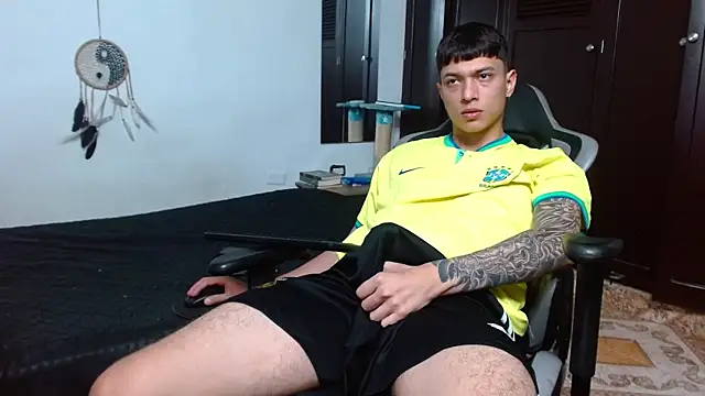 aaron blug online show from 1, 2, 2025