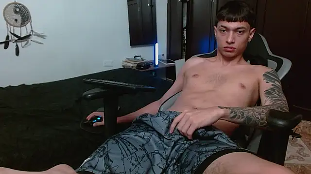 aaron blug online show from 30, 9, 2025