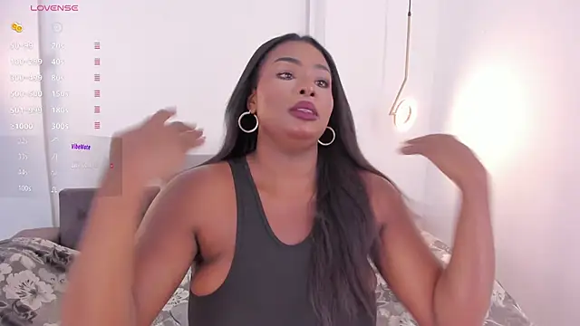 Snapshot of _huge_boobs_ebony chatting on 20, 3, 2025 huge boobs ebony online show from 20, 3, 2025