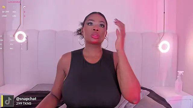  huge boobs ebony online show from 3, 11, 2025