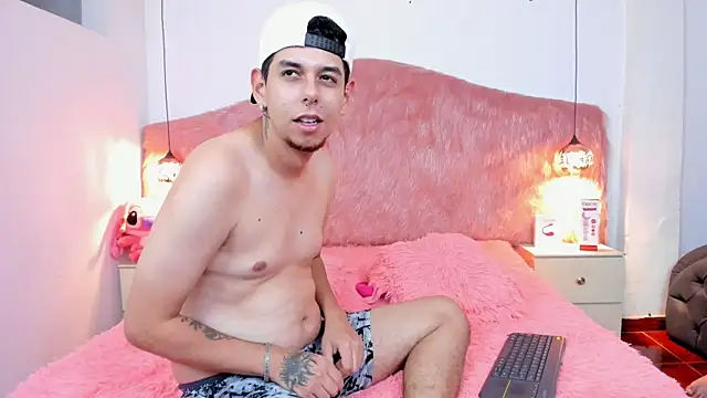 Derek and Skarlet online show from 16, 1, 2026