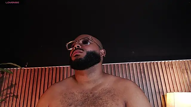 DilanJonnes  online show from 31, 10, 2025