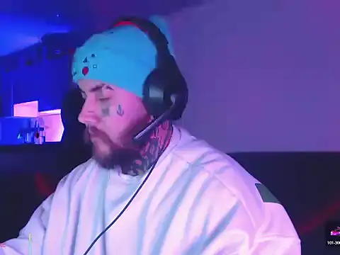 Ash gusbig online show from 3, 3, 2026