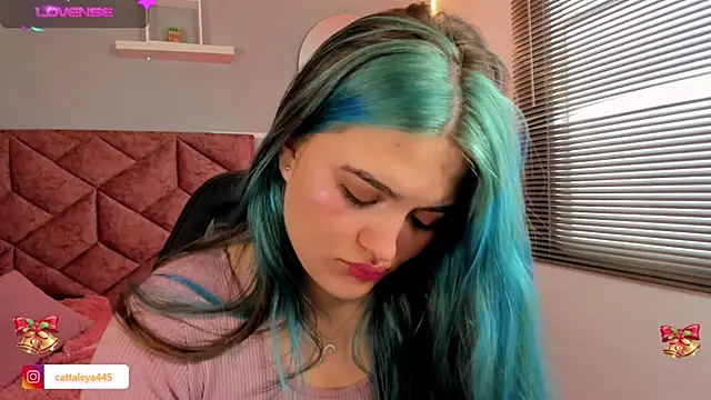 cattaleya    online show from 15, 12, 2024