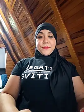 AmbarBurhan online show from 4, 3, 2025