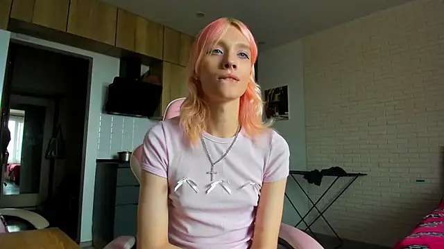 Snapshot of _Alice_Kitty chatting on 29, 6, 2026 Alice Kitty online show from 29, 6, 2026