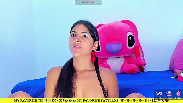 Snapshot of AriannaLewiis chatting on 7, 6, 2026 AriannaLewiis online show from 7, 6, 2026