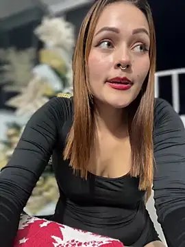Snapshot of Miss-Abbii chatting on 22, 12, 2024 Miss-Abbii online show from 22, 12, 2024