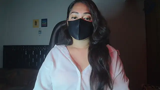 Most-Beautiful-Queen online show from 15, 12, 2025