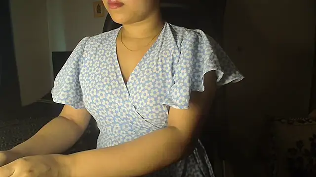 Snapshot of Most-Beautiful-Queen chatting on 23, 5, 2026 Most-Beautiful-Queen online show from 23, 5, 2026