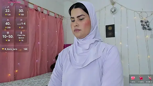 AishaAmin  online show from 28, 1, 2025