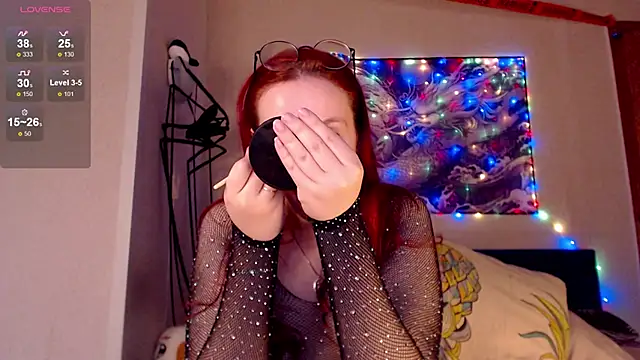 VanessaLincum online show from 28, 10, 2025