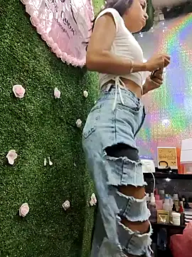 Snapshot of Anifer chatting on 14, 12, 2024 Anifer online show from 14, 12, 2024