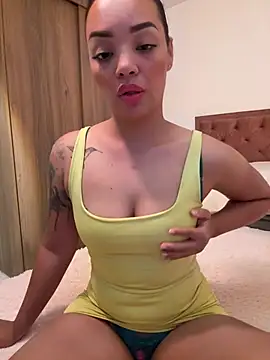 Snapshot of Sara_LipsX chatting on 16, 7, 2026 Sara LipsX online show from 16, 7, 2026