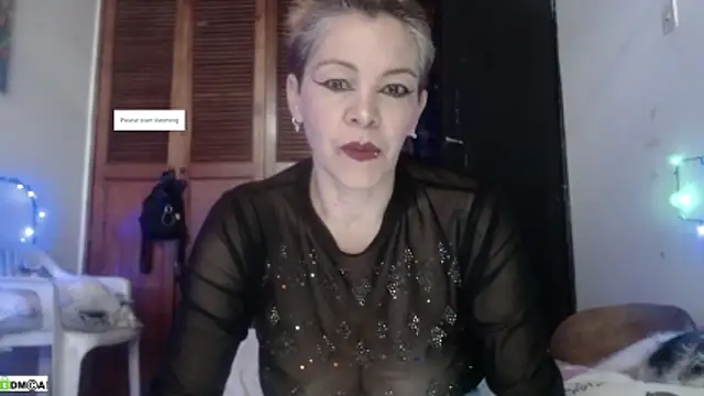 Snapshot of electra-mommy chatting on 20, 5, 2026 electra-mommy online show from 20, 5, 2026