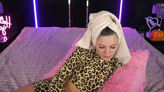 Snapshot of SonnyKage chatting on 23, 11, 2025 SonnyKage online show from 23, 11, 2025