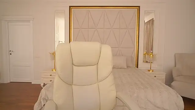 Snapshot of SonnyKage chatting on 4, 12, 2025 SonnyKage online show from 4, 12, 2025