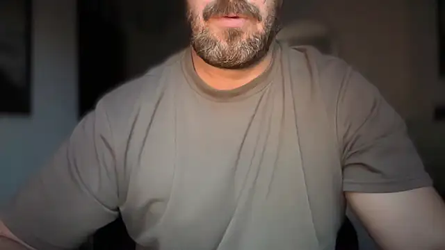 Snapshot of Mr_Beef chatting on 21, 10, 2025 Mr Beef online show from 21, 10, 2025