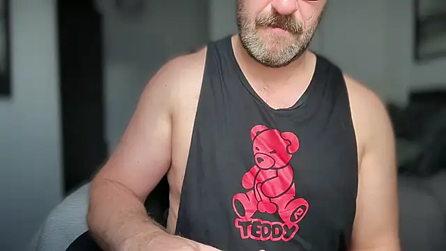 Snapshot of Mr_Beef chatting on 2, 11, 2025 Mr Beef online show from 2, 11, 2025