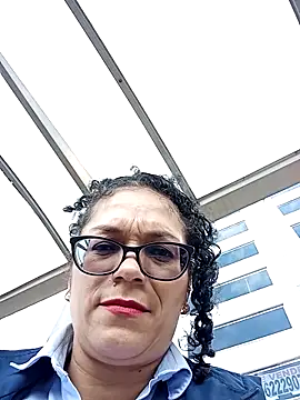 Snapshot of Aliciia_cute1 chatting on 19, 12, 2025 Aliciia cute1 online show from 19, 12, 2025