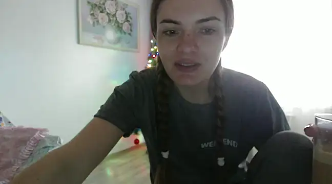  JustmeHere  online show from 15, 12, 2024