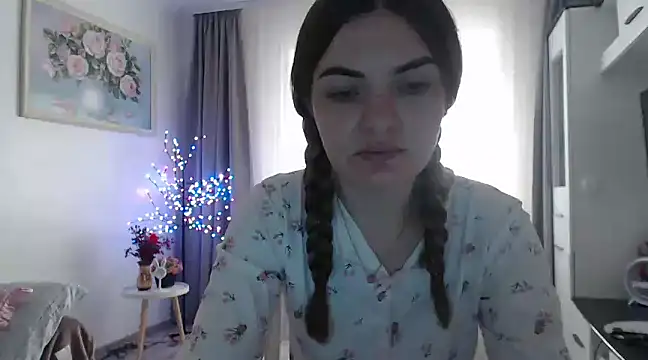 JustmeHere  online show from 21, 1, 2025