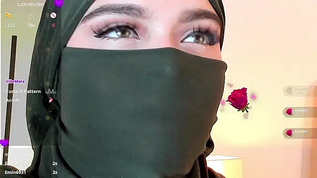 Snapshot of anna-henao chatting on 5, 7, 2026 anna-henao online show from 5, 7, 2026