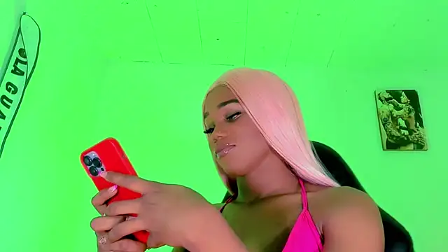 naomy  xx online show from 7, 10, 2025