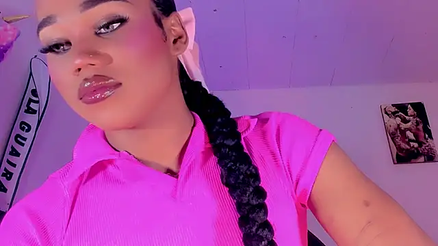 naomy  xx online show from 18, 10, 2025