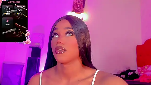 naomy  xx online show from 20, 12, 2025