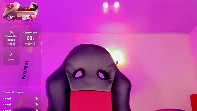 naomy  xx online show from 11, 2, 2026