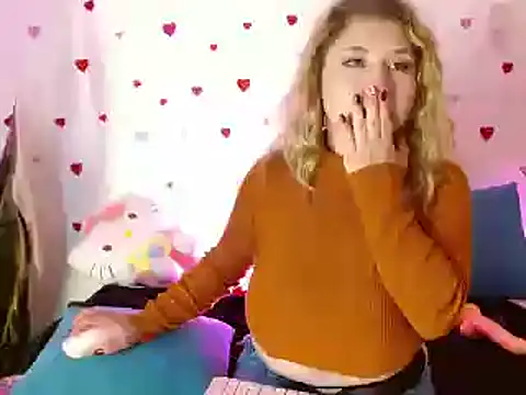 kittycatw online show from 6, 2, 2025