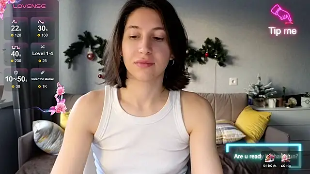 Snapshot of marrycolins chatting on 1, 1, 2025 marrycolins online show from 1, 1, 2025