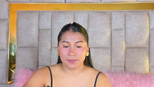 Snapshot of LinnaGardenia chatting on 13, 2, 2026 LinnaGardenia online show from 13, 2, 2026