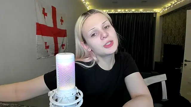 sashakiss99 online show from 5, 1, 2025