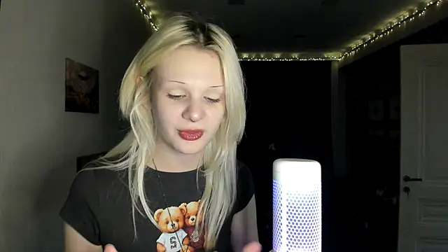 sashakiss99 online show from 24, 10, 2025