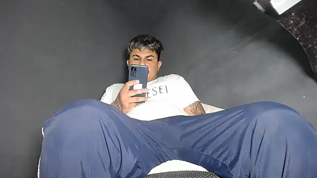 DickMasterfindom online show from 10, 2, 2025