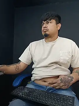 Snapshot of DickMasterfindom chatting on 18, 6, 2026 DickMasterfindom online show from 18, 6, 2026