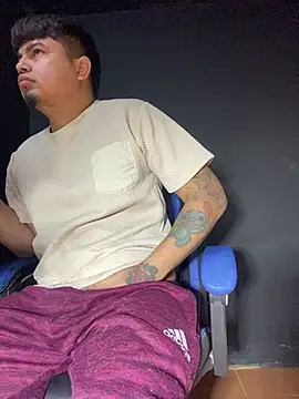 Snapshot of DickMasterfindom chatting on 18, 7, 2026 DickMasterfindom online show from 18, 7, 2026