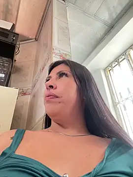 Snapshot of Alanna_atm_ chatting on 19, 12, 2024 Alanna atm online show from 19, 12, 2024