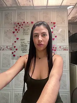 Snapshot of Alanna_atm_ chatting on 16, 1, 2025 Alanna atm online show from 16, 1, 2025