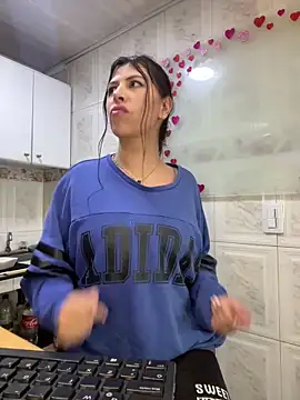 Snapshot of Alanna_atm_ chatting on 27, 2, 2025 Alanna atm online show from 27, 2, 2025