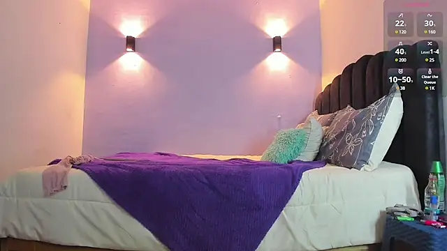 Sofia Clauss  online show from 16, 2, 2025