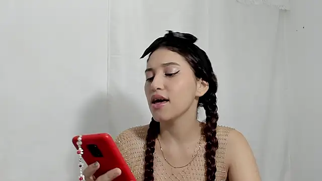 Snapshot of gabriela_duarte1 chatting on 5, 1, 2025 gabriela duarte1 online show from 5, 1, 2025