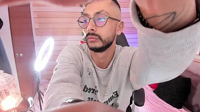 Snapshot of Tom_cooper_ chatting on 21, 2, 2025 Tom cooper online show from 21, 2, 2025