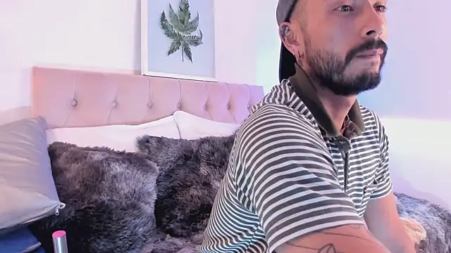 Snapshot of Tom_cooper_ chatting on 9, 9, 2025 Tom cooper online show from 9, 9, 2025