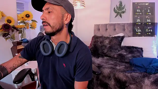 Snapshot of Tom_cooper_ chatting on 25, 9, 2025 Tom cooper online show from 25, 9, 2025